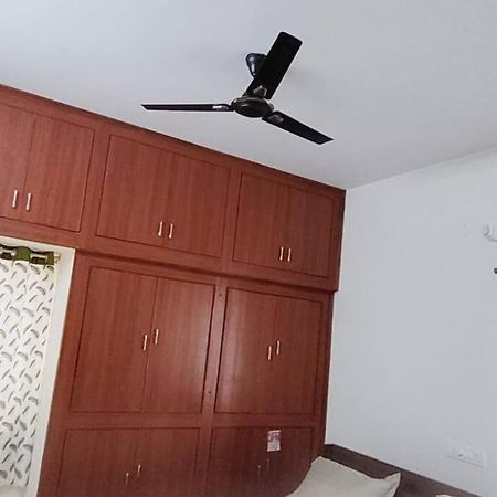 Servostay 2 Bhk Fully Furnished In Hafeezpet #302 Hajdarábád Exteriér fotografie